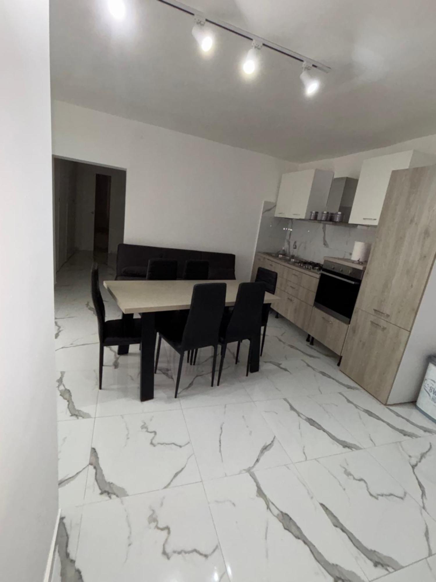 Emanuela House Naples